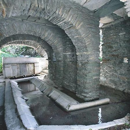 "Aura" Apt In Stone Tower 1690 • Andros Aidonia  Εξωτερικό φωτογραφία