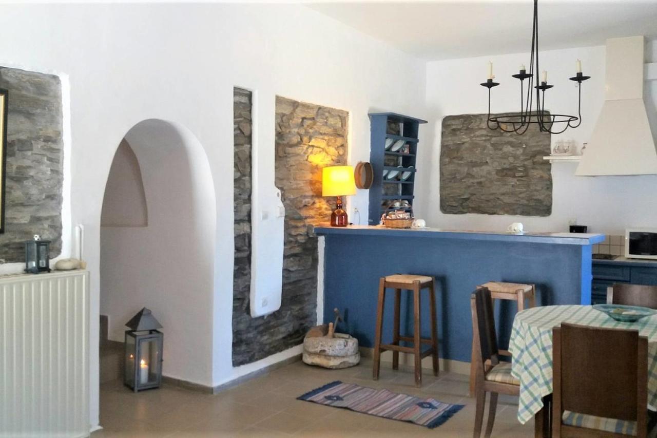 "Aura" Apt In Stone Tower 1690 • Andros Aidonia  Εξωτερικό φωτογραφία