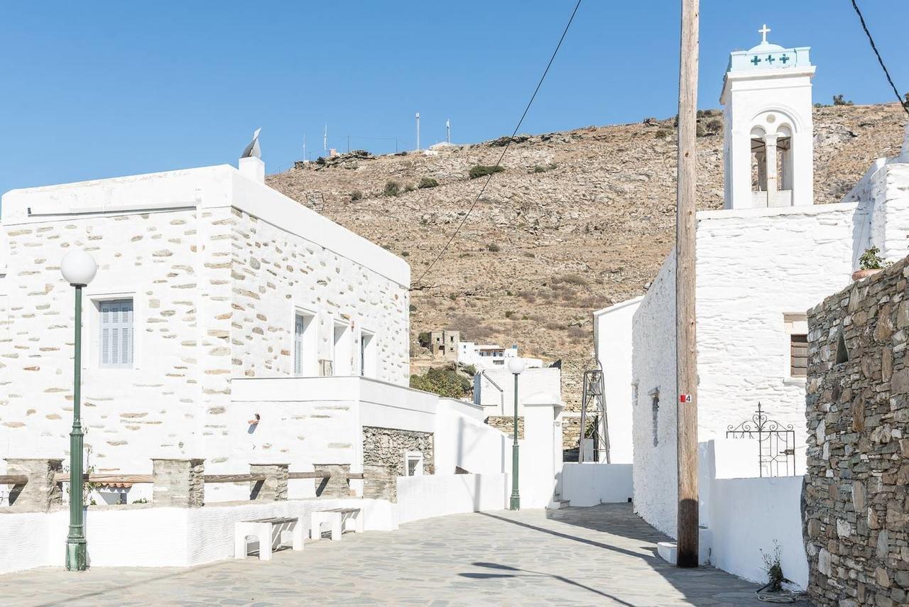 "Aura" Apt In Stone Tower 1690 • Andros Aidonia  Εξωτερικό φωτογραφία